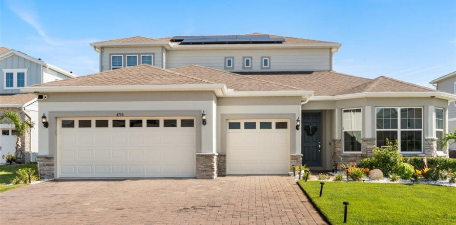House in Winter Garden, Florida 4 bedrooms, 330.92 sq.m. № 2199593