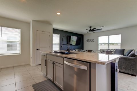 Villa ou maison à vendre à Wesley Chapel, Floride: 4 chambres, 209.96 m2 № 1722749 - photo 10