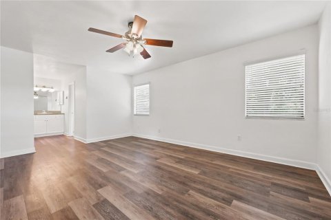Casa en venta en Gainesville, Florida, 3 dormitorios, 156.54 m2 № 2324226 - foto 16