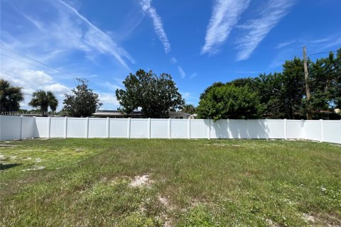 Casa en venta en Palm Bay, Florida, 3 dormitorios, 114.08 m2 № 1896134 - foto 22