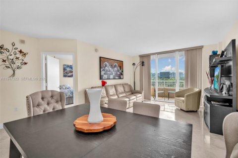 Купить кондоминиум в Авентура, Флорида 2 спальни, 109.16м2, № 2152940 - фото 27