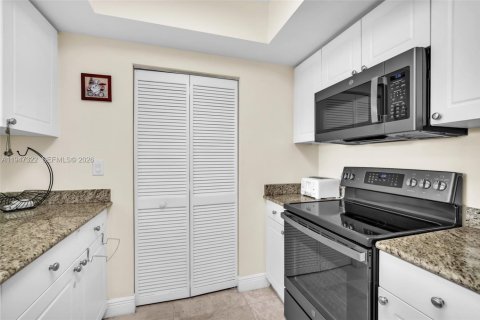Купить кондоминиум в Авентура, Флорида 2 спальни, 109.16м2, № 2152940 - фото 23
