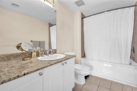 Купить кондоминиум в Авентура, Флорида 2 спальни, 109.16м2, № 2152940 - фото 17