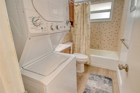 Copropriété à vendre à Longboat Key, Floride: 2 chambres, 92.16 m2 № 1798473 - photo 30