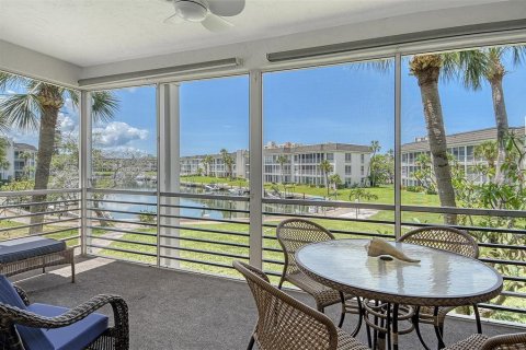 Copropriété à vendre à Longboat Key, Floride: 2 chambres, 92.16 m2 № 1798473 - photo 7