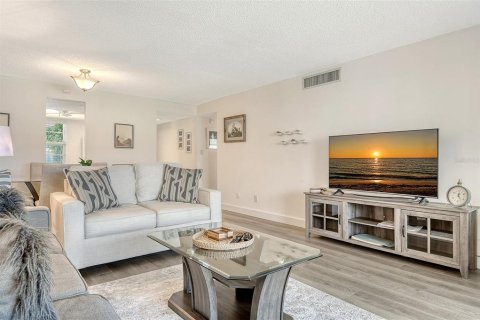 Copropriété à vendre à Longboat Key, Floride: 2 chambres, 92.16 m2 № 1798473 - photo 14