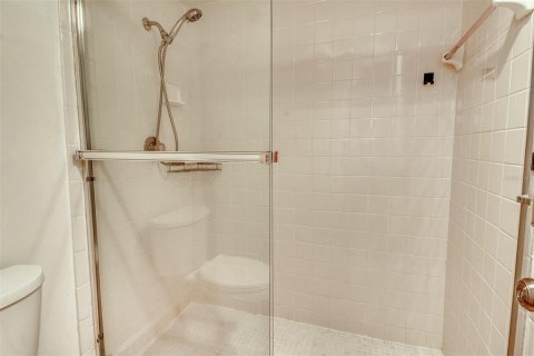 Copropriété à vendre à Longboat Key, Floride: 2 chambres, 92.16 m2 № 1798473 - photo 26