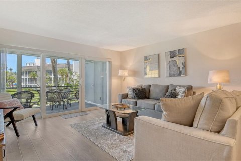 Copropriété à vendre à Longboat Key, Floride: 2 chambres, 92.16 m2 № 1798473 - photo 5