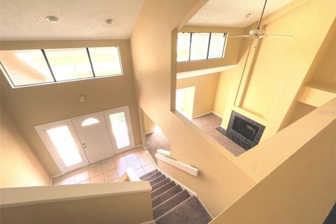 Casa en alquiler en Orlando, Florida, 4 dormitorios, 304.63 m2 № 1905988 - foto 4
