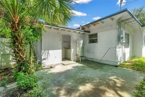 Casa en venta en Boynton Beach, Florida, 3 dormitorios, 173.91 m2 № 1930686 - foto 21