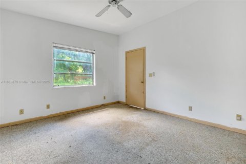 House in Boynton Beach, Florida 3 bedrooms, 173.91 sq.m. № 1930686 - photo 19