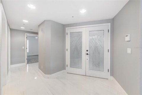 Condo in Tierra Verde, Florida, 3 bedrooms  № 1751394 - photo 16