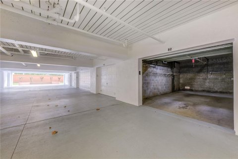 Снять в аренду кондоминиум в Тиерра-Верде, Флорида 9 комнат, 233.18м2, № 1751394 - фото 15