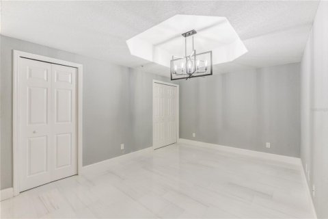 Condo in Tierra Verde, Florida, 3 bedrooms  № 1751394 - photo 8