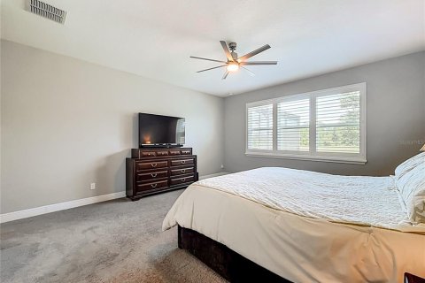 House in Lutz, Florida 4 bedrooms, 236.9 sq.m. № 2259251 - photo 18