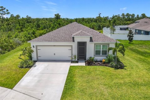 House in New Smyrna Beach, Florida 4 bedrooms, 172.33 sq.m. № 1829934 - photo 3