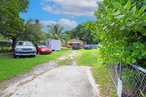 Купить виллу или дом в Майами, Флорида 2 спальни, 114.46м2, № 1962796 - фото 6