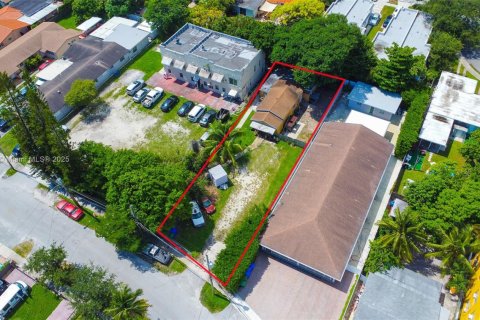 Купить виллу или дом в Майами, Флорида 2 спальни, 114.46м2, № 1962796 - фото 5