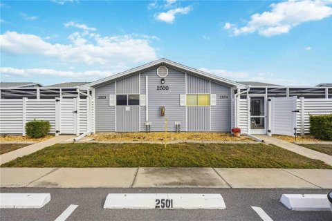 House in Punta Gorda, Florida 2 bedrooms, 99.41 sq.m. № 2143678