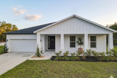 House in Eustis, Florida 4 bedrooms, 204.38 sq.m. № 2235848 - photo 3