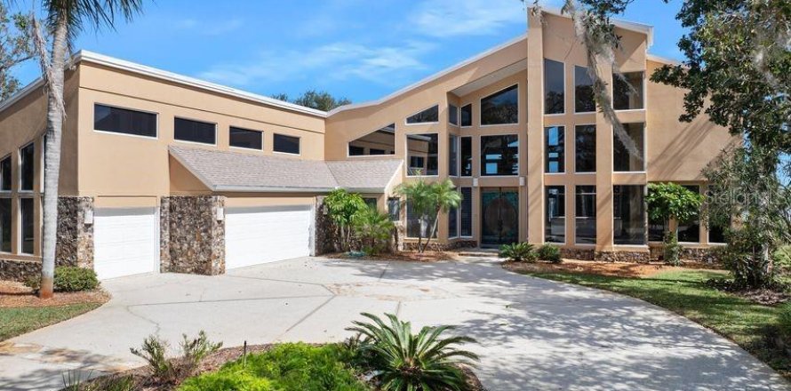 House in Ormond Beach, Florida 4 bedrooms, 534.19 sq.m. № 1521850