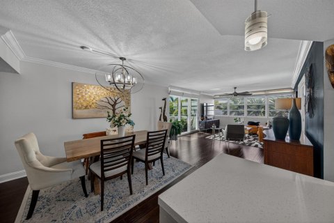 Condominio en Fort Lauderdale, Florida, 2 dormitorios № 2193352