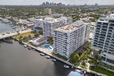 Copropriété à vendre à Fort Lauderdale, Floride: 2 chambres, 138.52 m2 № 2193352 - photo 23