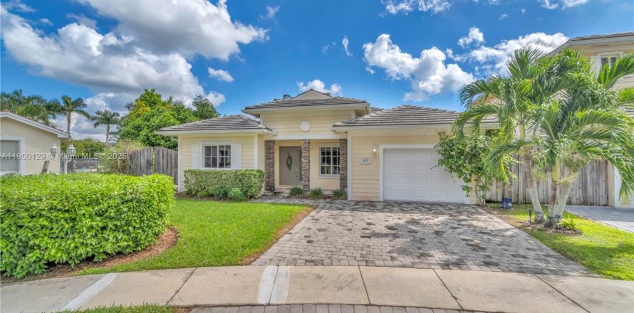 Villa ou maison à Homestead, Floride 4 chambres, 172.52 m2 № 1953955