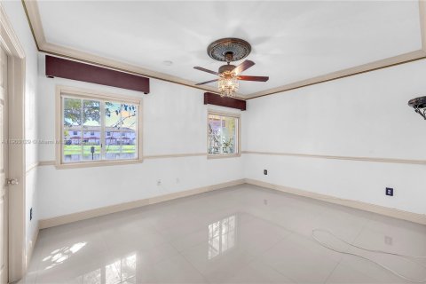 Villa ou maison à vendre à Homestead, Floride: 4 chambres, 172.52 m2 № 1953955 - photo 14