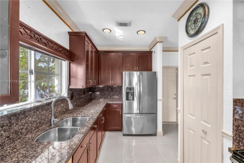 Villa ou maison à vendre à Homestead, Floride: 4 chambres, 172.52 m2 № 1953955 - photo 10