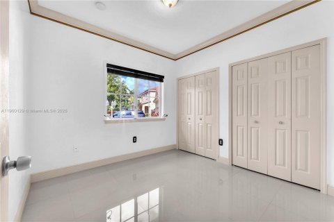 Villa ou maison à vendre à Homestead, Floride: 4 chambres, 172.52 m2 № 1953955 - photo 12