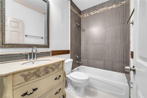 Villa ou maison à vendre à Homestead, Floride: 4 chambres, 172.52 m2 № 1953955 - photo 16