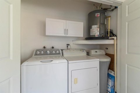 Condo in Port Richey, Florida, 2 bedrooms № 2156800 - photo 21