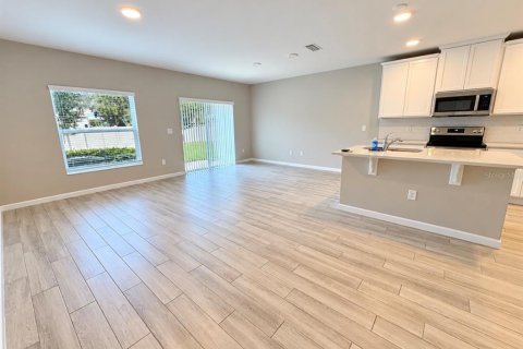 Touwnhouse à vendre à Orlando, Floride: 3 chambres, 145.76 m2 № 2386695 - photo 7