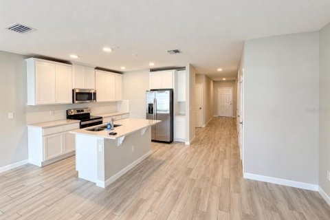 Touwnhouse à vendre à Orlando, Floride: 3 chambres, 145.76 m2 № 2386695 - photo 11