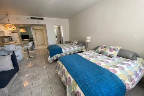 Condominio en venta en Miami Beach, Florida, 50.63 m2 № 1862104 - foto 7