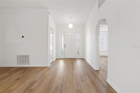 Villa ou maison à louer à Wesley Chapel, Floride: 3 chambres, 150.22 m2 № 2402983 - photo 25