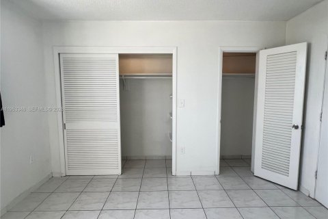 Copropriété à louer à North Bay Village, Floride: 1 chambre, 64.57 m2 № 2008824 - photo 24