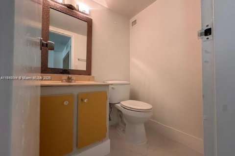 Купить кондоминиум в Санни-Айлс-Бич, Флорида 1 спальня, 71.26м2, № 1965968 - фото 11