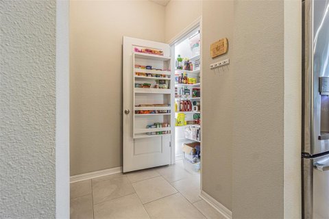 House in Riverview, Florida 4 bedrooms, 253.16 sq.m. № 1885344 - photo 7