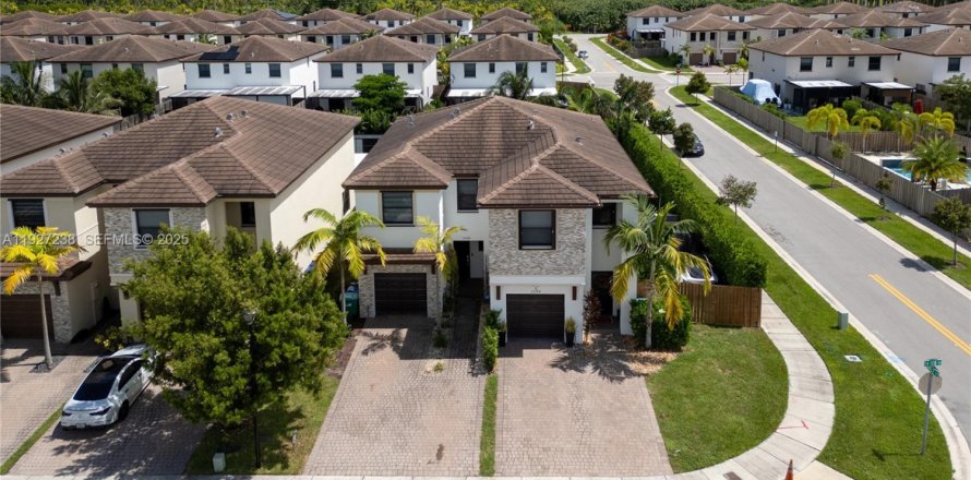 Touwnhouse à Homestead, Floride 3 chambres, 164.62 m2 № 1987509