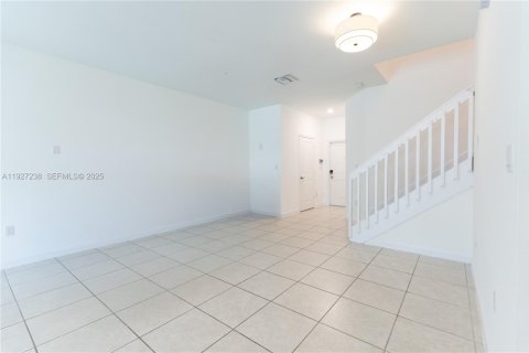 Touwnhouse à louer à Homestead, Floride: 3 chambres, 164.62 m2 № 1987509 - photo 21