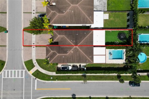 Touwnhouse à louer à Homestead, Floride: 3 chambres, 164.62 m2 № 1987509 - photo 3