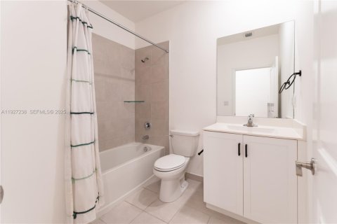 Touwnhouse à louer à Homestead, Floride: 3 chambres, 164.62 m2 № 1987509 - photo 23