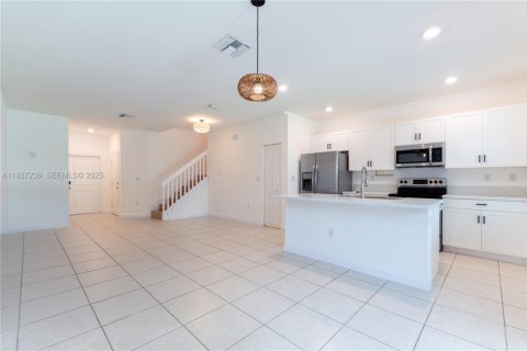 Touwnhouse à louer à Homestead, Floride: 3 chambres, 164.62 m2 № 1987509 - photo 19