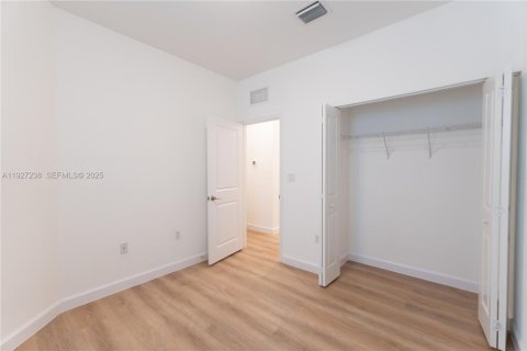 Touwnhouse à louer à Homestead, Floride: 3 chambres, 164.62 m2 № 1987509 - photo 26