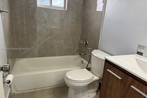 Copropriété à louer à Hialeah, Floride: 2 chambres, 89.19 m2 № 1945328 - photo 11