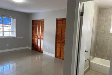 Copropriété à louer à Hialeah, Floride: 2 chambres, 89.19 m2 № 1945328 - photo 14