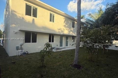 Casa en alquiler en Miami, Florida, 2 dormitorios, 78.97 m2 № 1991254 - foto 15