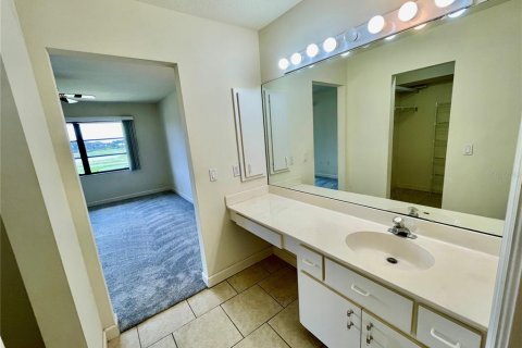 Condo in Punta Gorda, Florida, 2 bedrooms  № 2199088 - photo 25